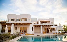 Tribu Todos Santos